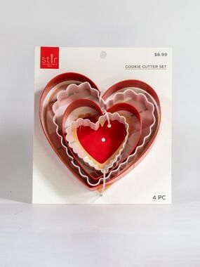 STIR Nested Set of 4 Comfort Grip Metal Cookie Cutters Hearts Valentines Day NEW